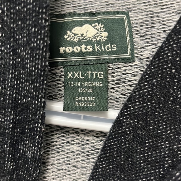 Roots | hoodie - Picture 3 of 4